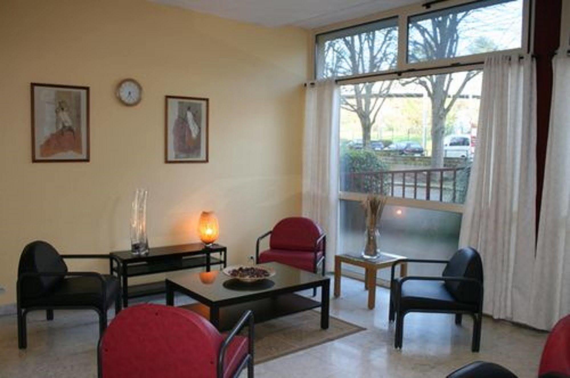 Residence Universitaire Lanteri فونتوناي أو روز المظهر الخارجي الصورة