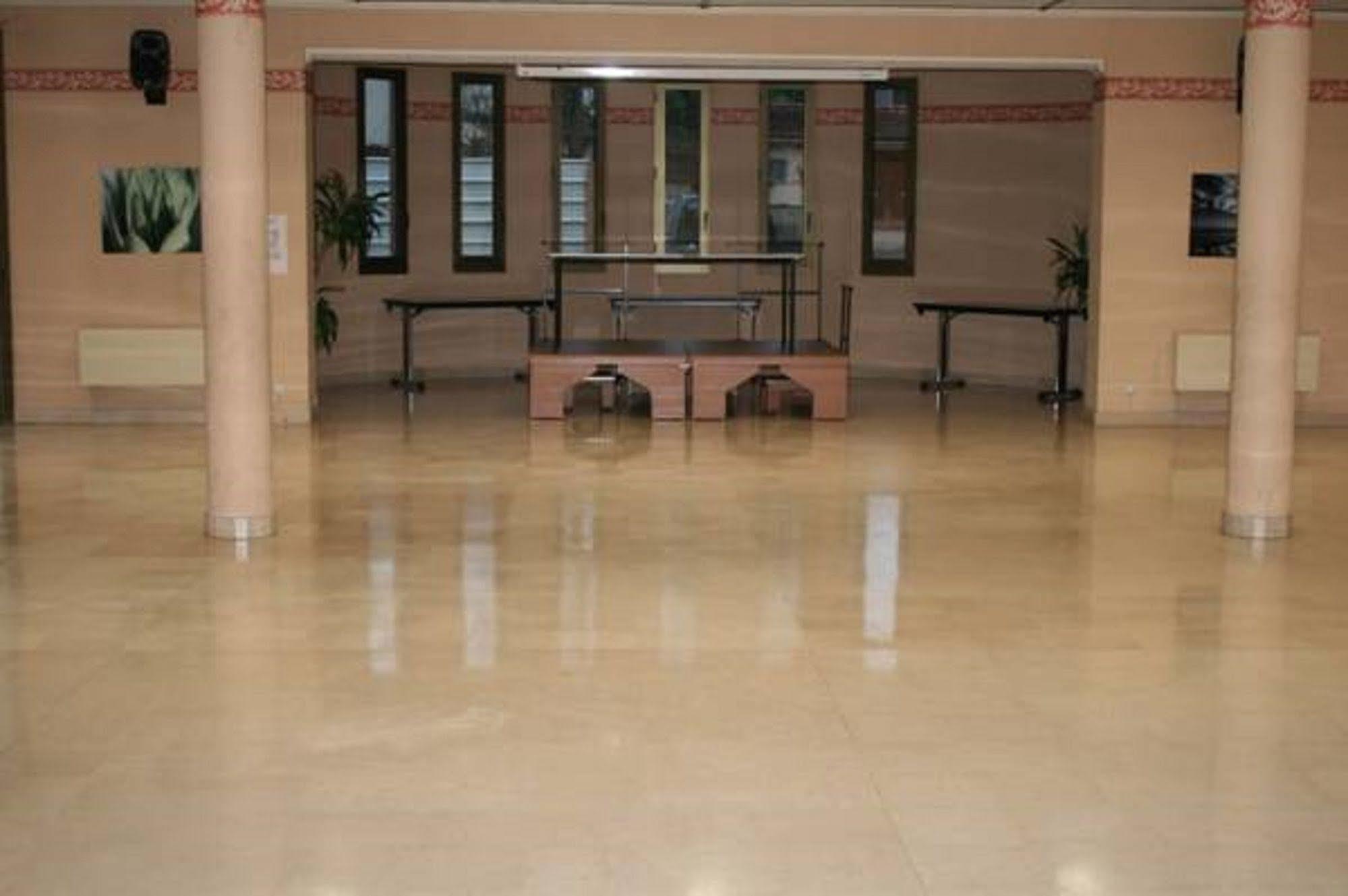 Residence Universitaire Lanteri فونتوناي أو روز المظهر الخارجي الصورة